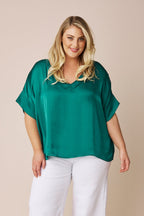 Bianca Short Sleeve Top Emerald with V Neck