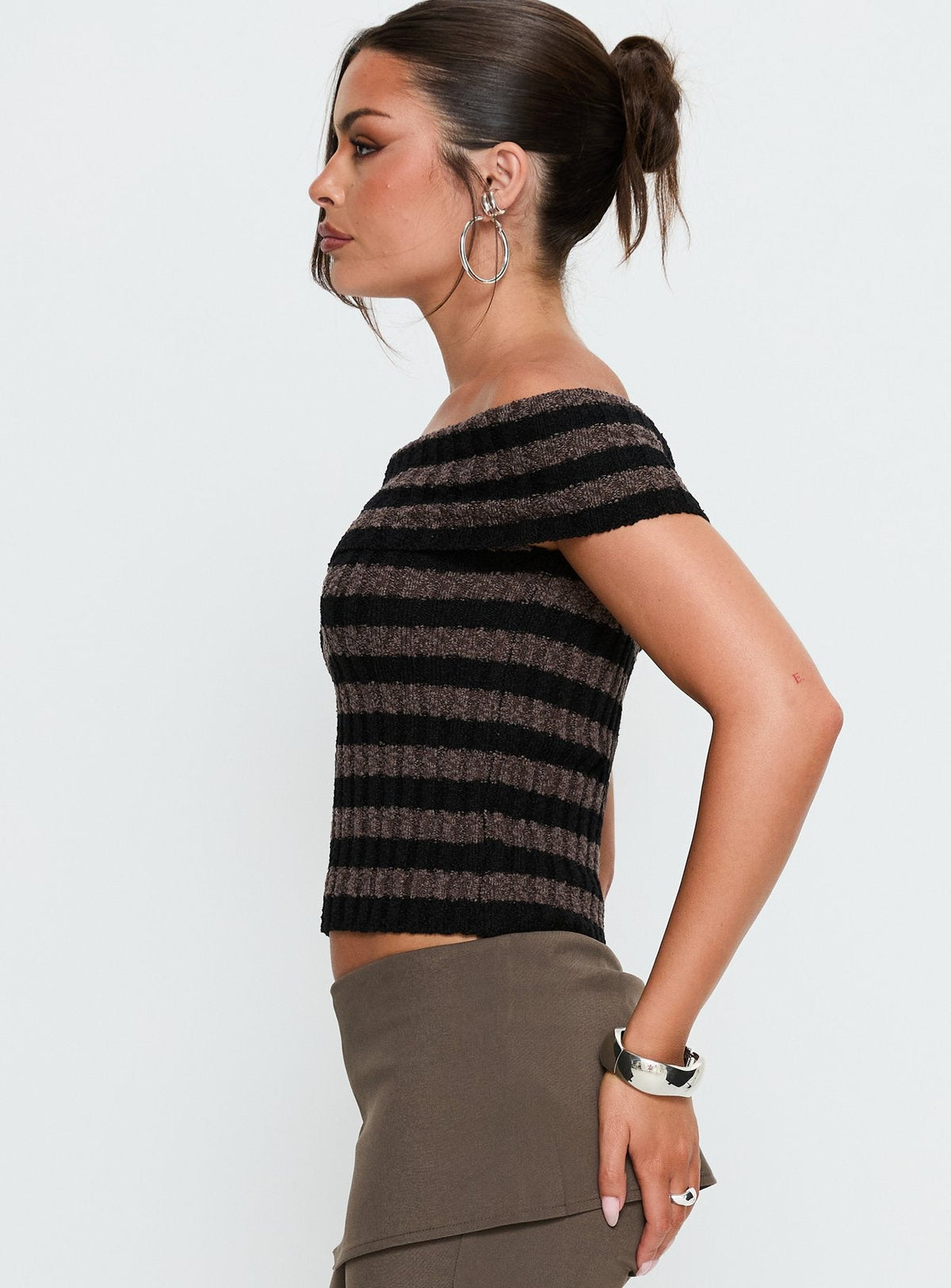 Murmur Off Shoulder Top Brown / Black Stripe