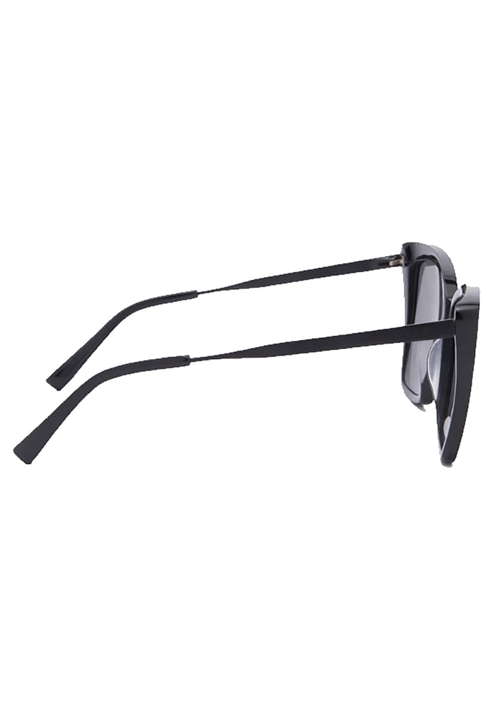DIFF Eyewear Becky II Polarized Sunglasses in black dark smoke — side view