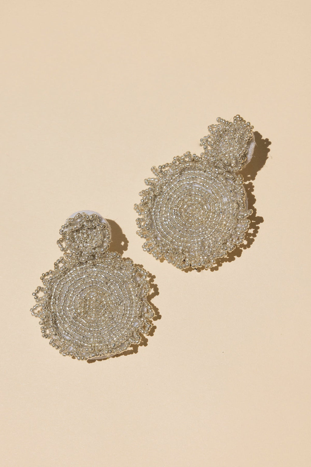 Pendientes Ari Light Golden · Hamptons ·