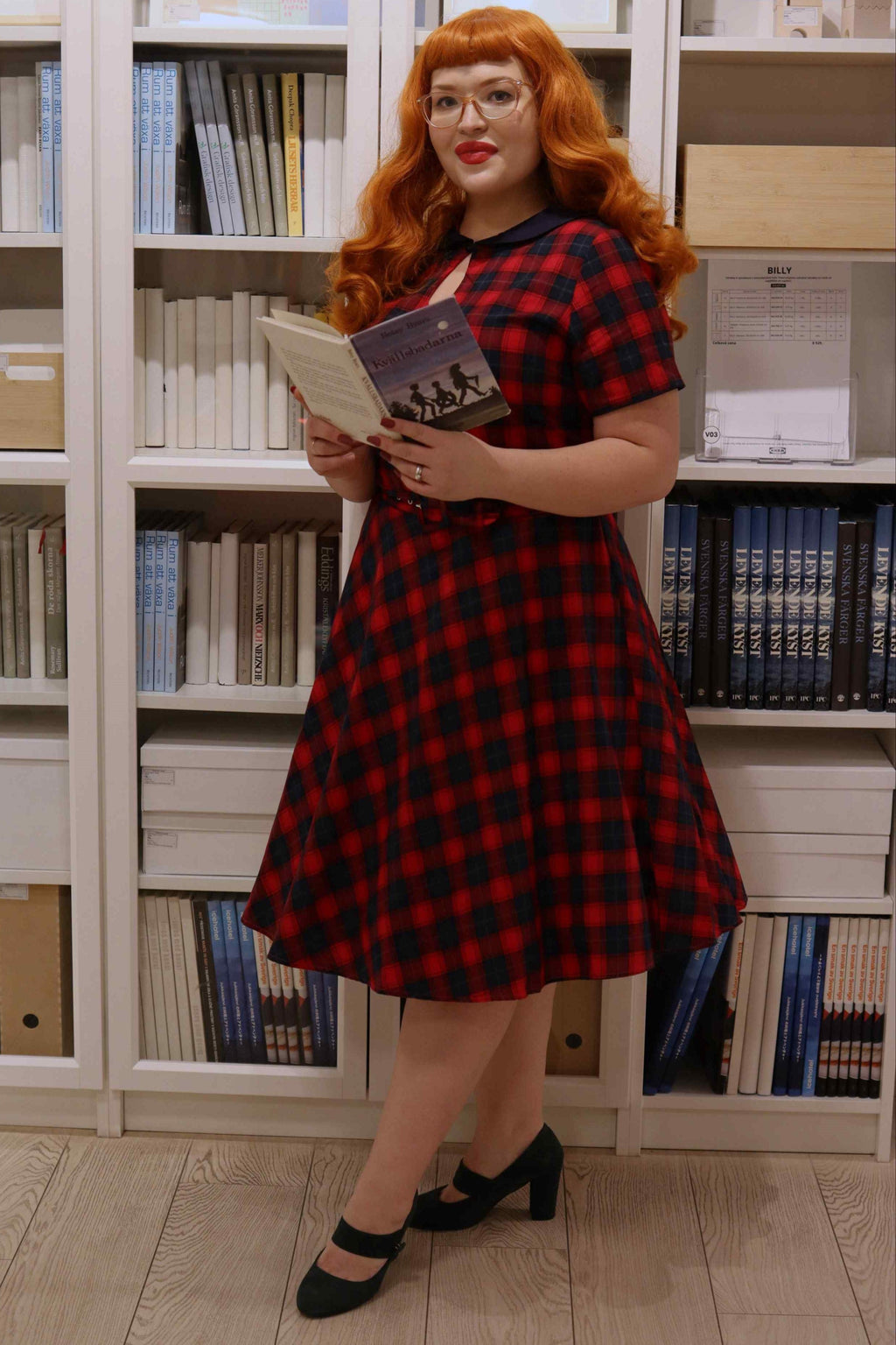 Evelyn Retro Check Swing Dress in Red