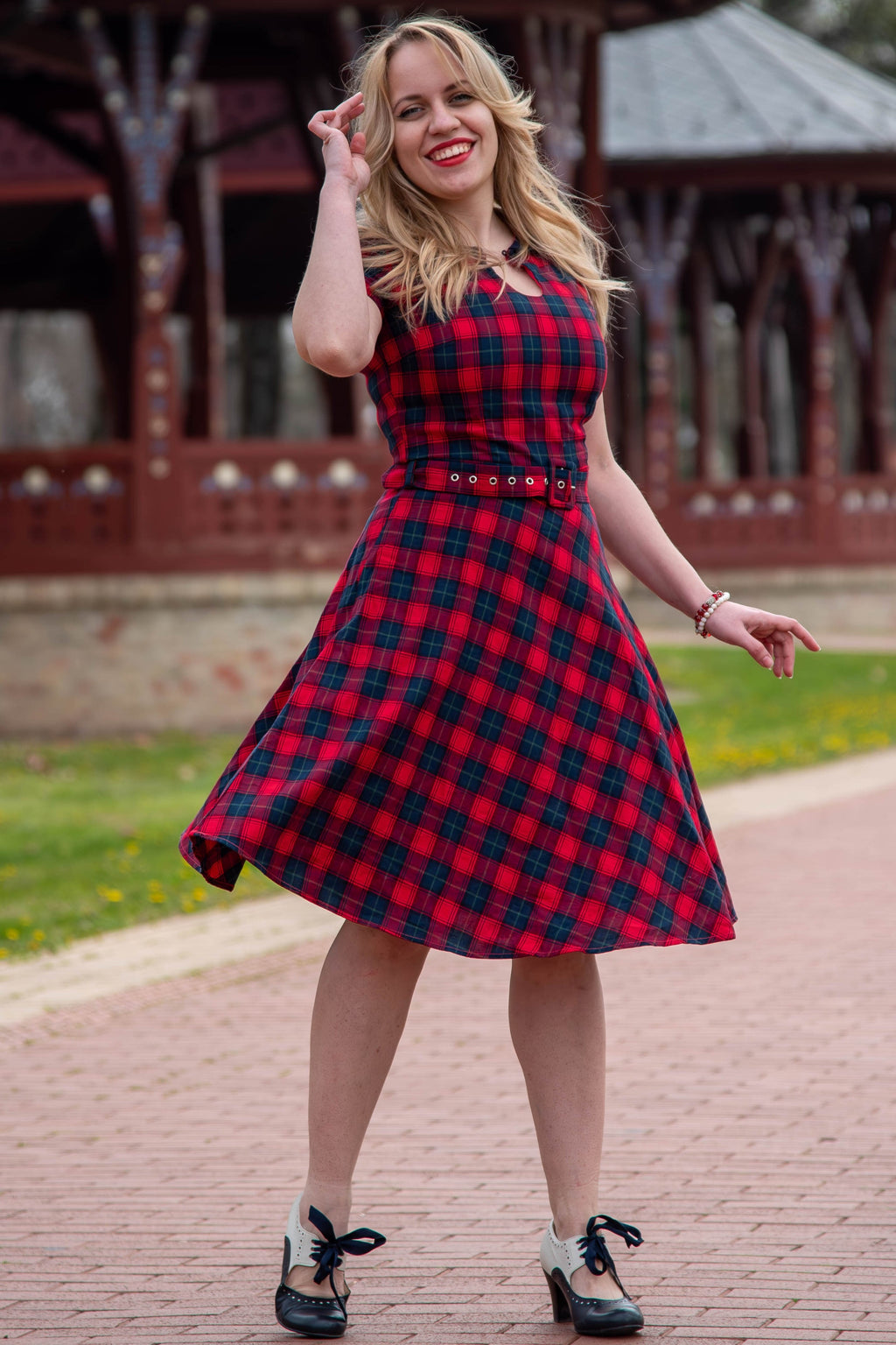 Evelyn Retro Check Swing Dress in Red