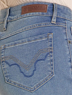 Rock & Roll Cowgirl Women's Sculpted Light Wash High-Rise Bootcut Jeans BW4HD09922